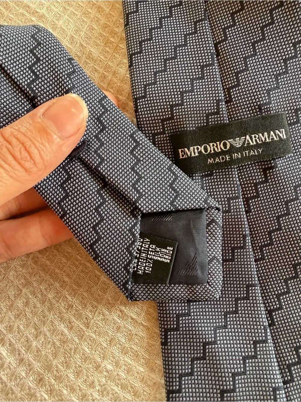 Emporio Armani Made in Italy 100% Silk Tie Navy Blue Geometric 3.25”